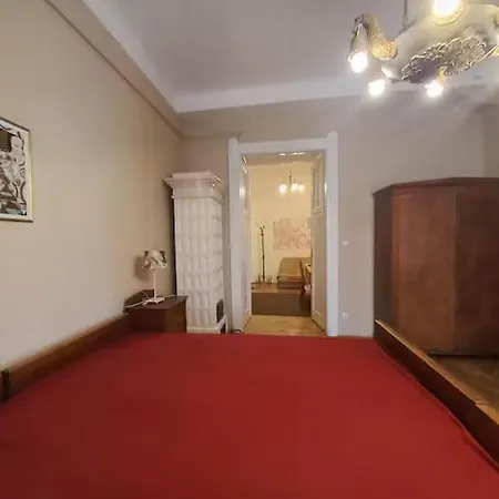 Daire Spacious Base In The Center With Old Style Budapeşte